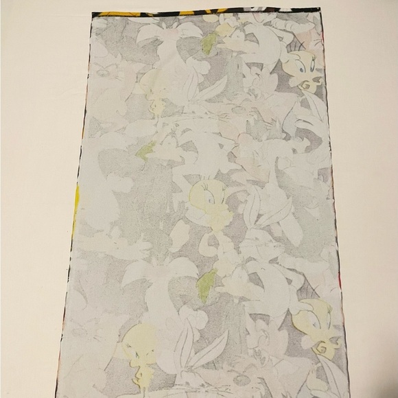 Looney Tunes Character Towel Bugs Bunny Sylvester Tasmanian Devil Tweety - Picture 10 of 16